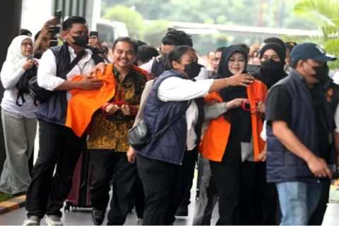 Babak Baru Kasus Ijazah Jokowi: Roy Suryo dan dr. Tifa Ditahan Polda Metro Jaya